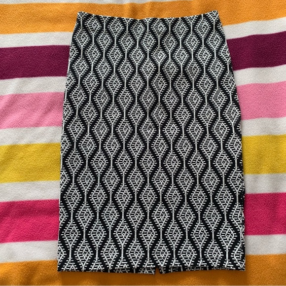 Zara Trafaluc collection pencil skirt - Picture 1 of 4